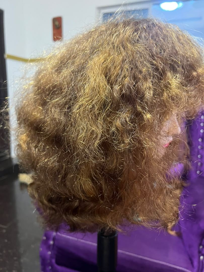 Celebrity fringe wig  — photo 3