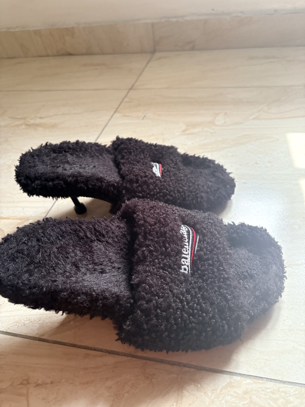 Cozy Black Furry Slides