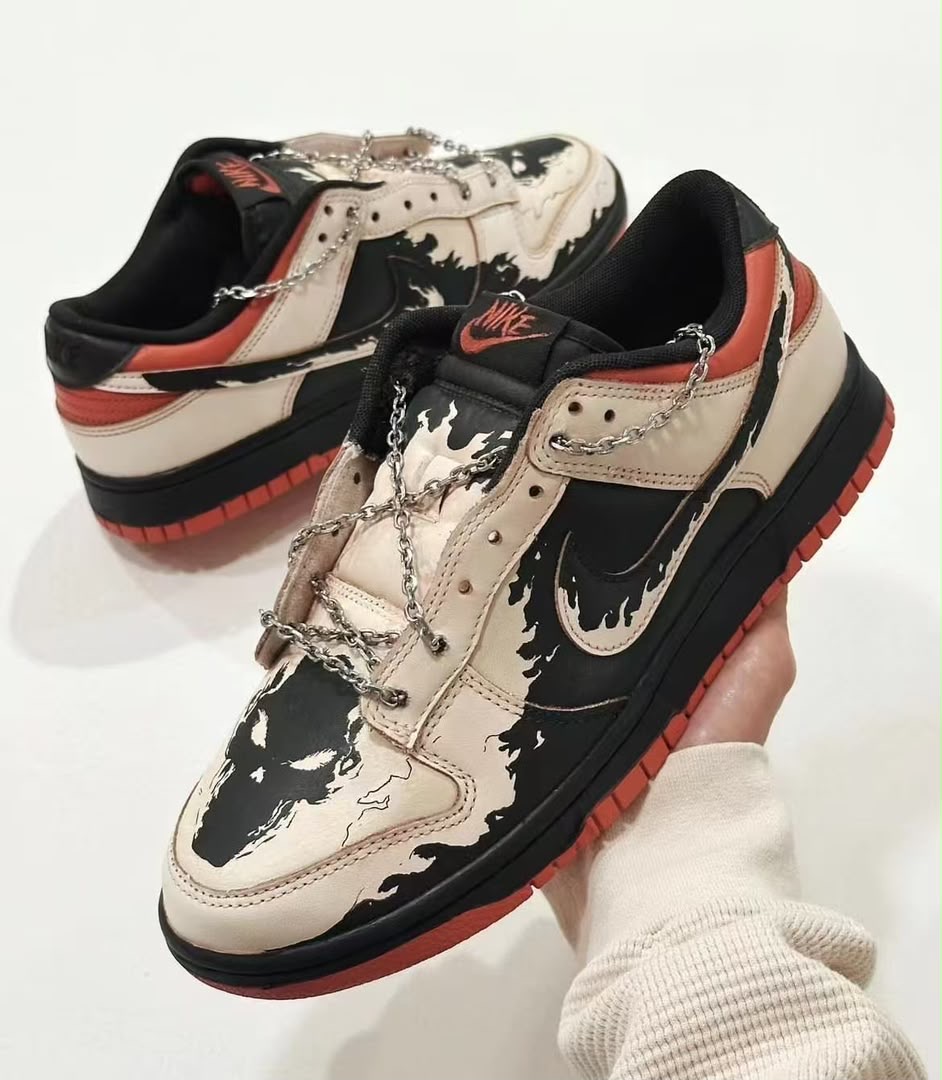 Nike Dunk Low Chain Sneakers