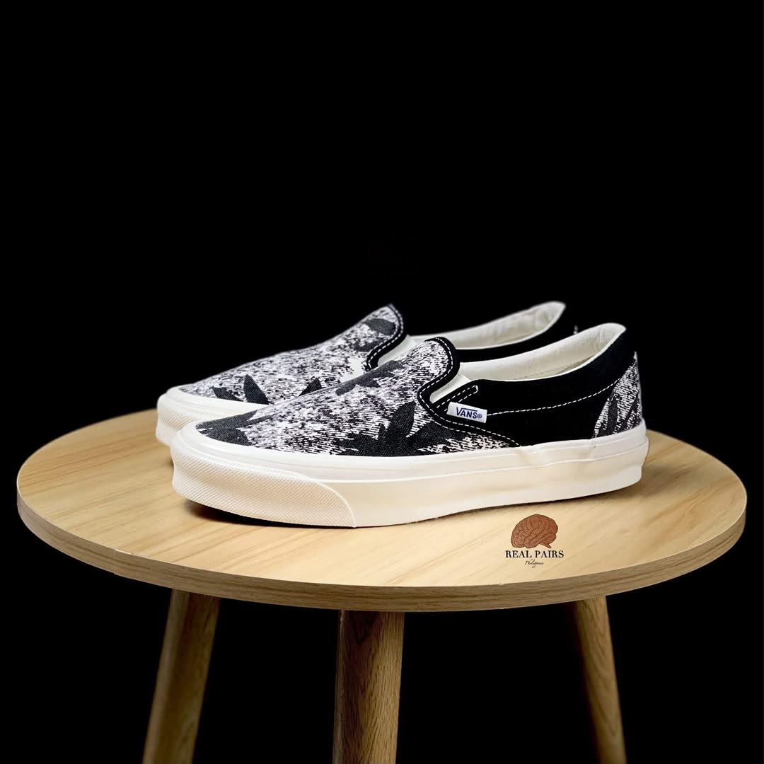 Vans Slip-On Starry Night Print Shoes