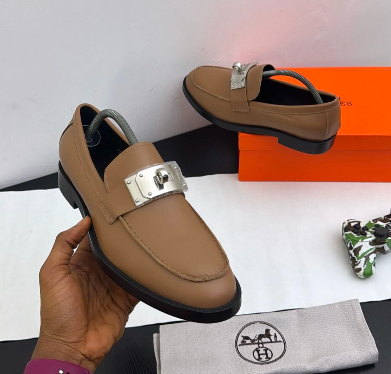 Hermès Hermes copprate shoe