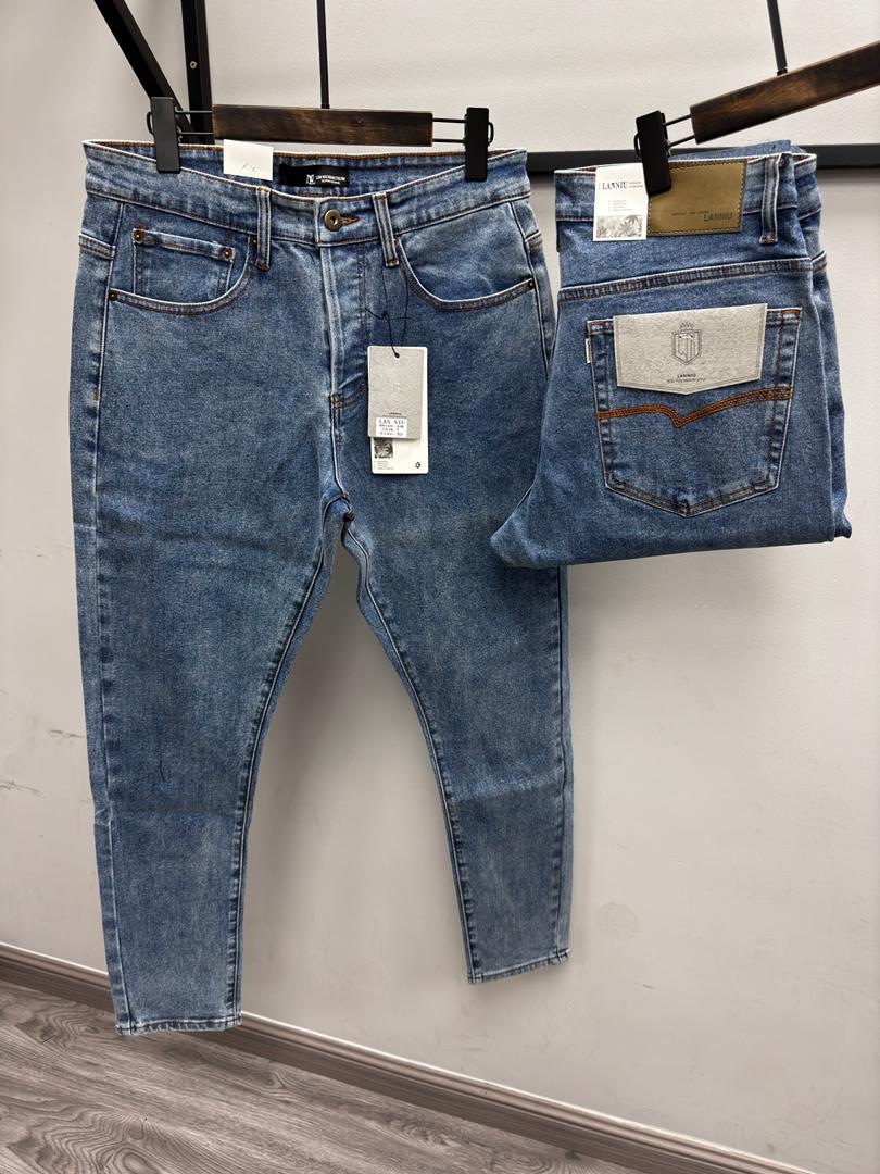 Blue denim jeans  — photo 2