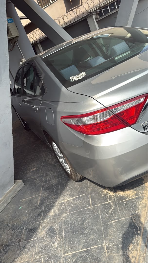 Toyota Camry LE Silver Sedan
