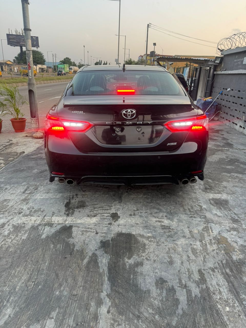 Toyota Camry XSE Black Sedan