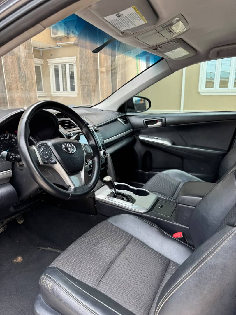 Toyota Camry SE Dark Grey Sedan