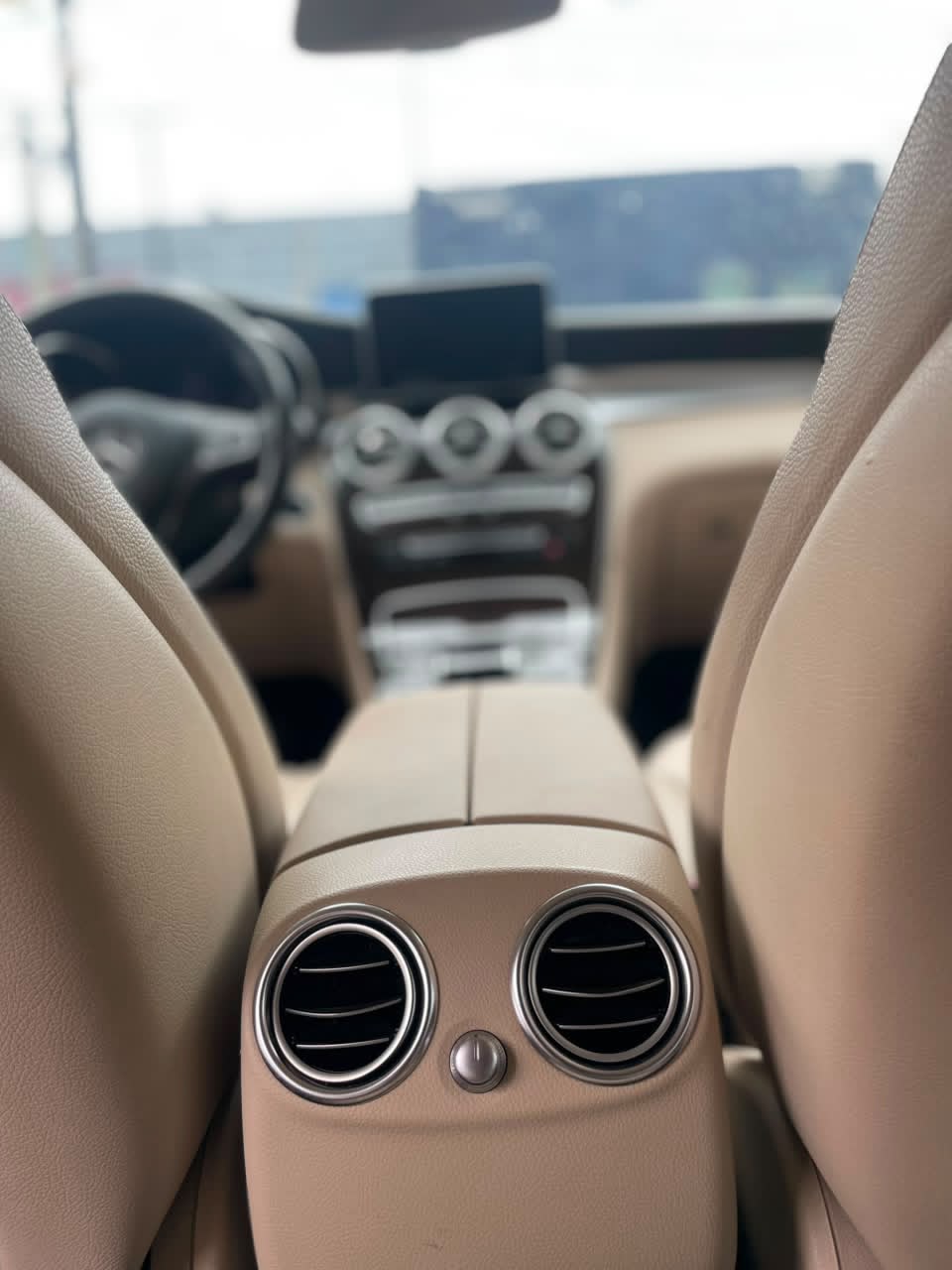 Mercedes-Benz GLC 300 4MATIC Dark Blue SUV — photo 4
