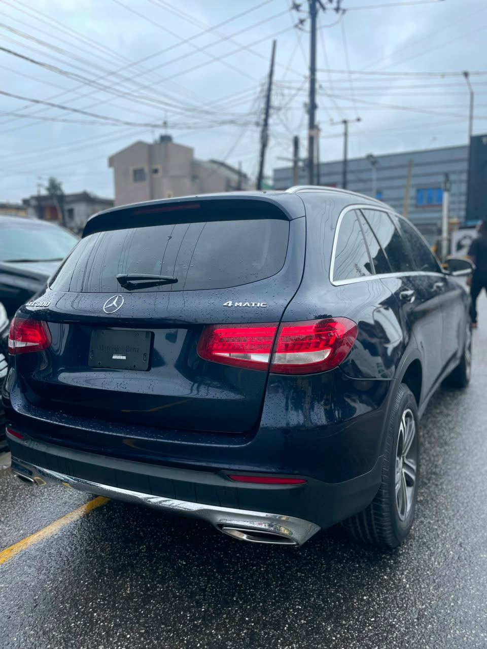 Mercedes-Benz GLC 300 4MATIC Dark Blue SUV — photo 6
