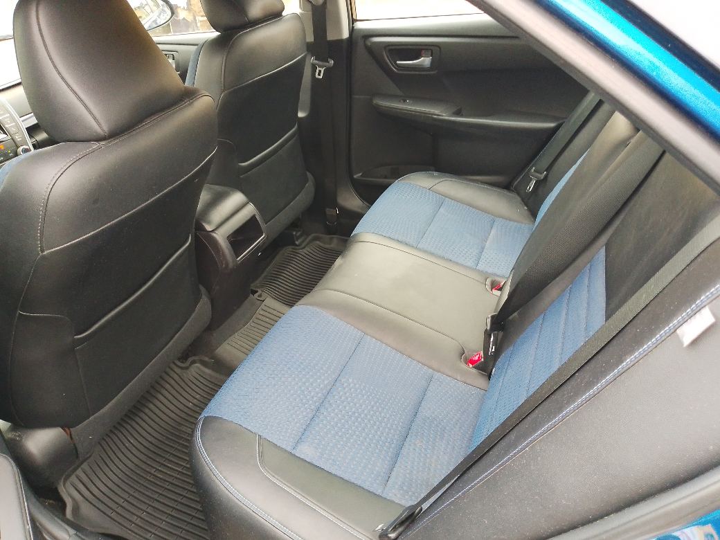 2016 Toyota Camry SE