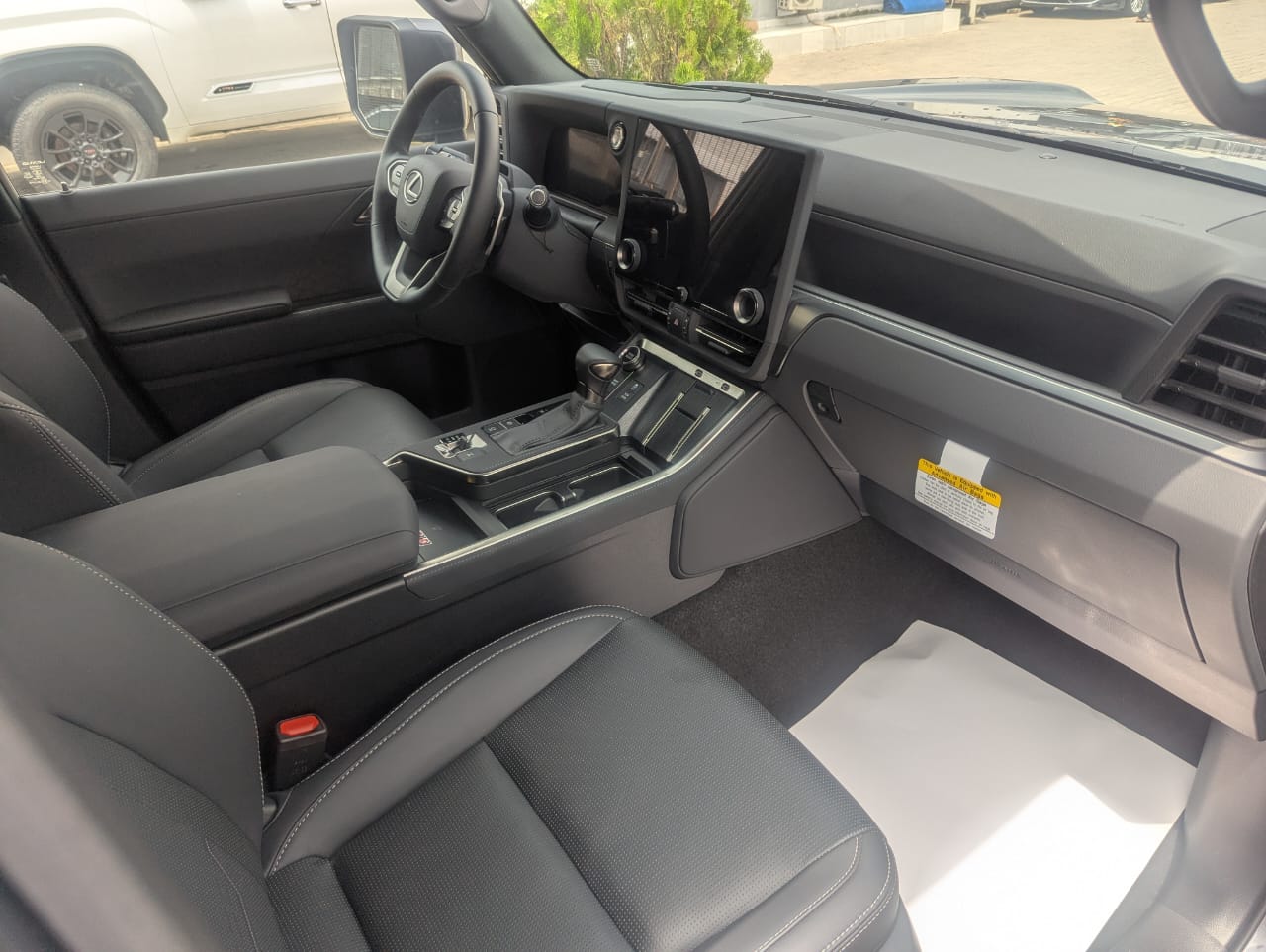 Lexus GX550 SUV, Dark Grey GX 550