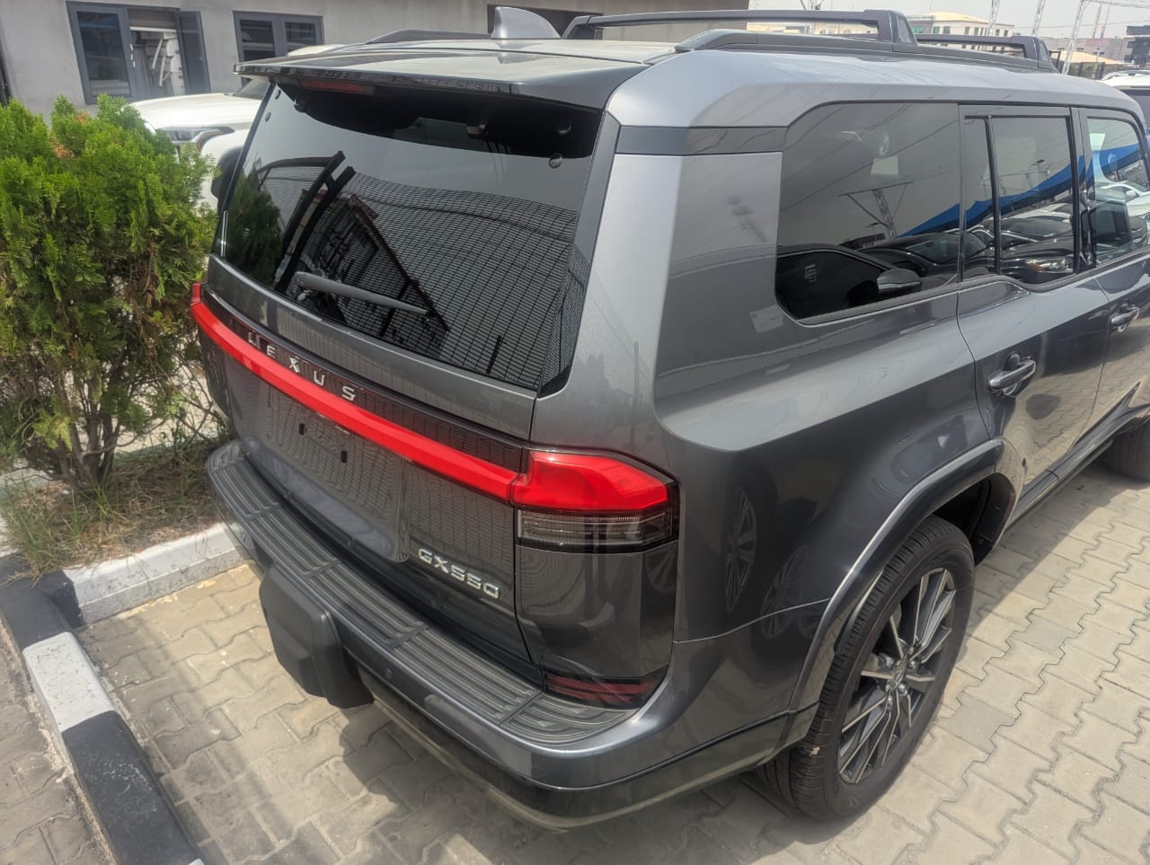 Lexus GX550 SUV, Dark Grey GX 550