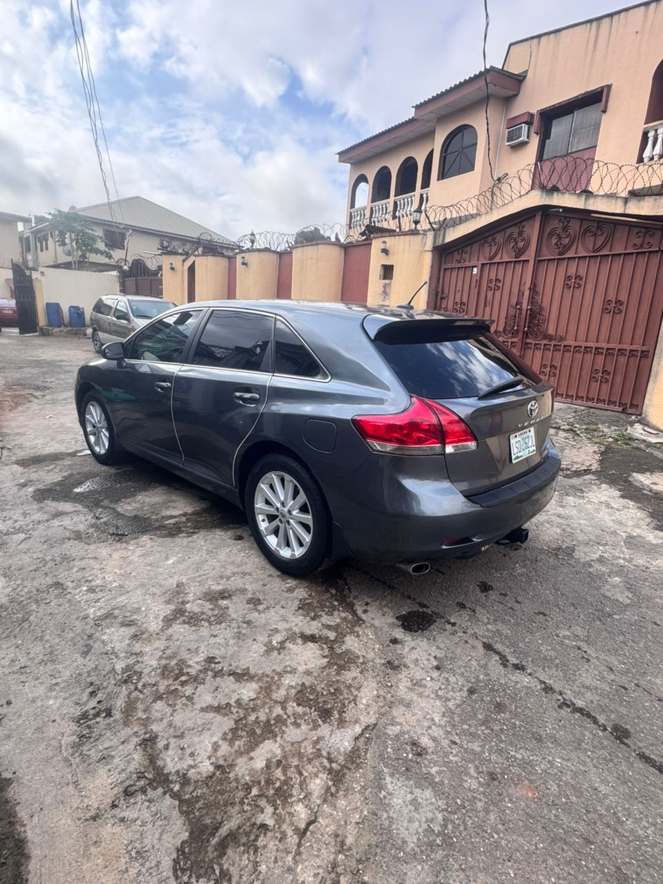 Used 2010 Toyota Venza SUV — photo 5