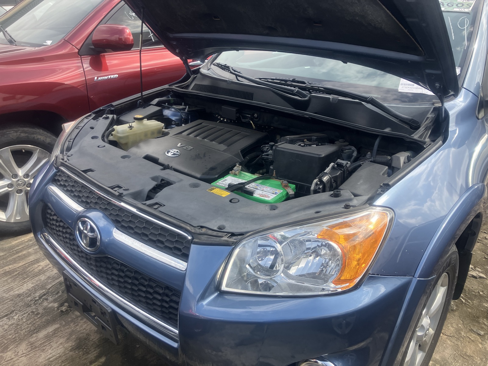 Toyota RAV4 2012 model