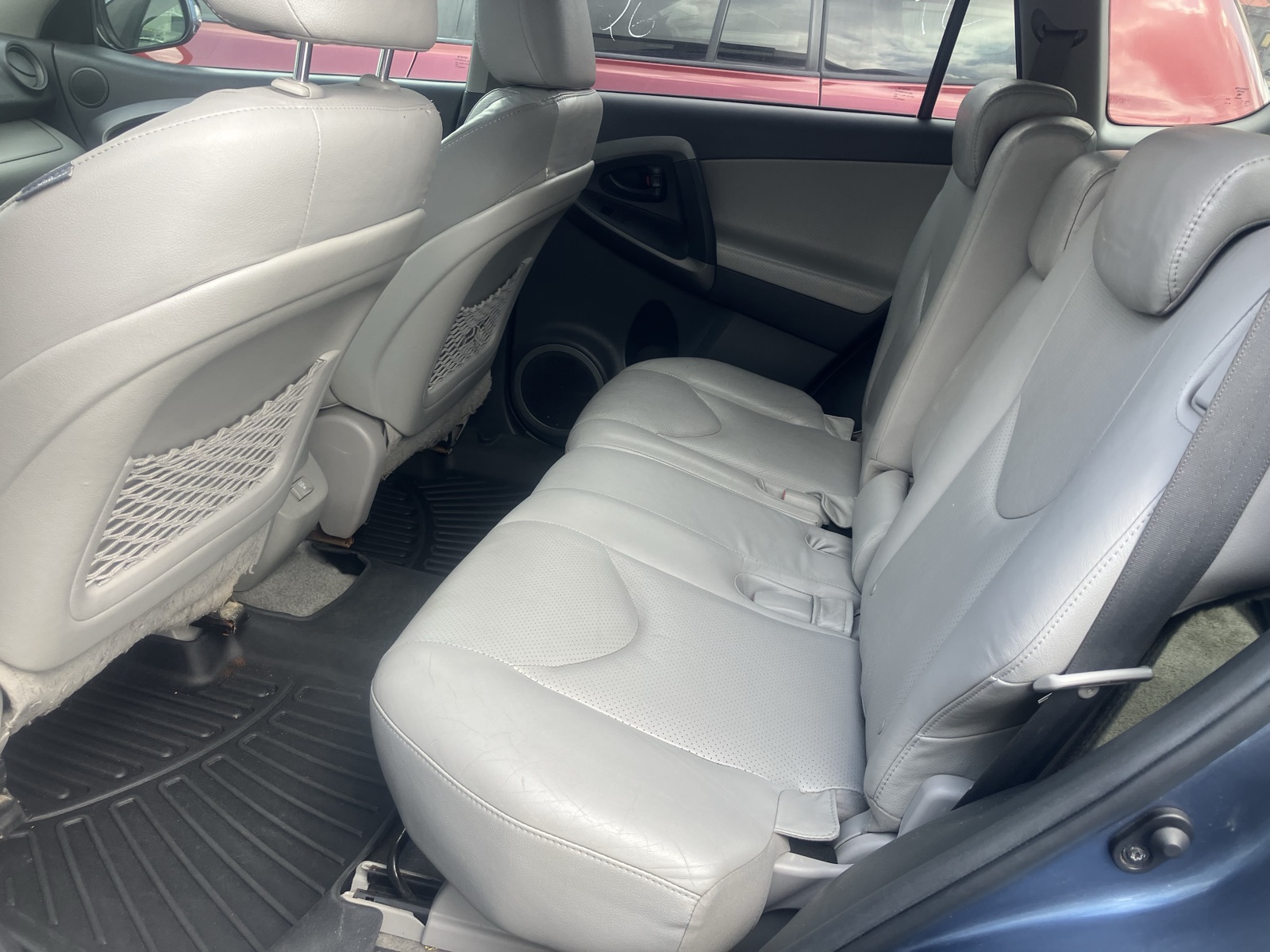 Toyota RAV4 2012 model