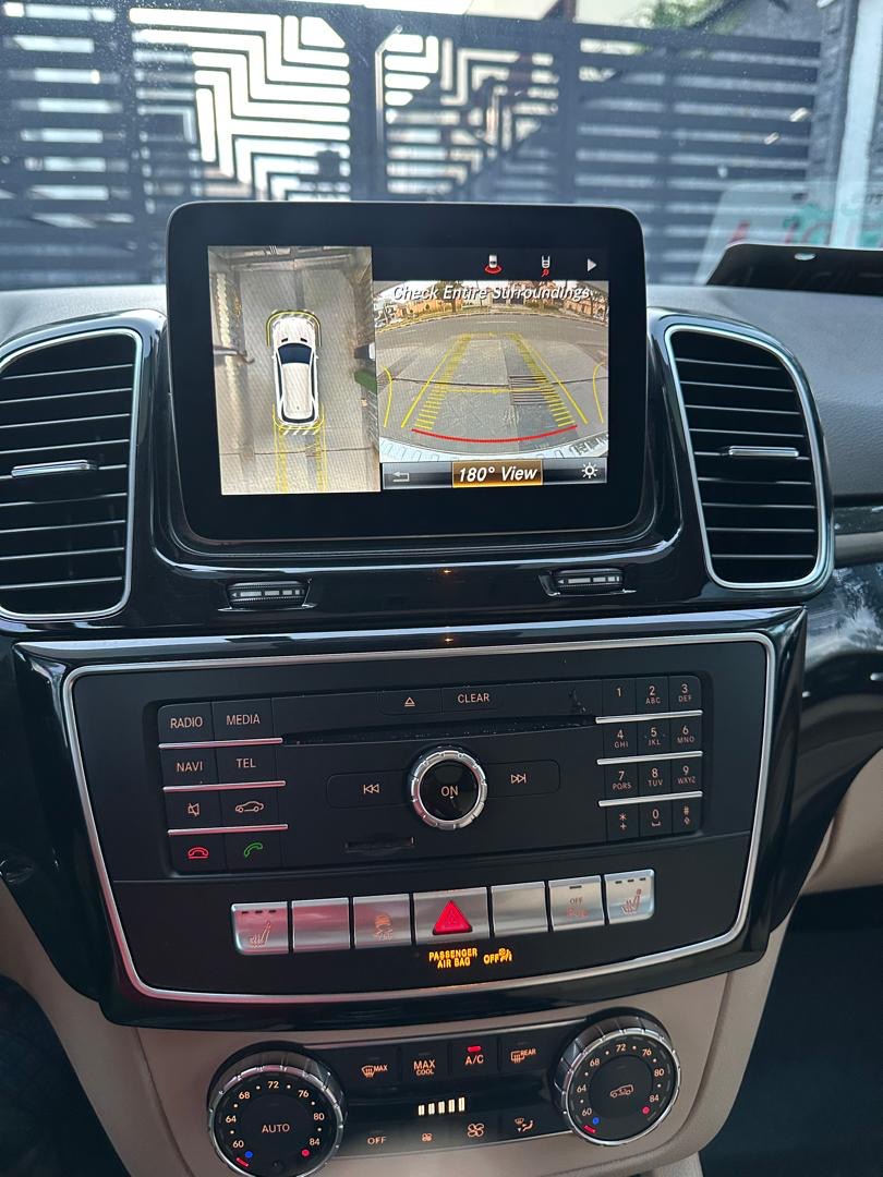 Mercedes-Benz GLE 350 White SUV with Sunroof GLE350