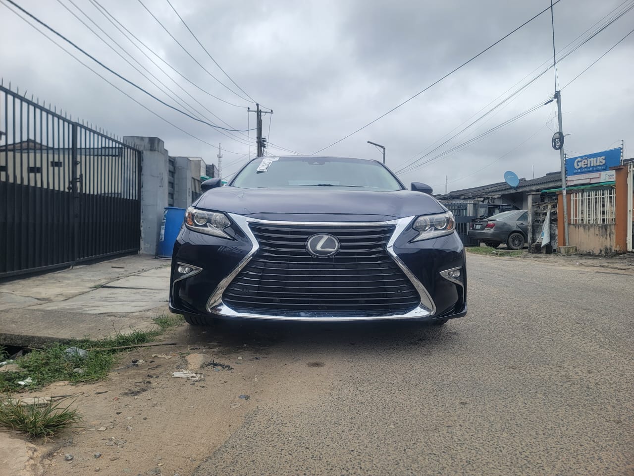 Lexus ES 350 Sedan, Dark Blue