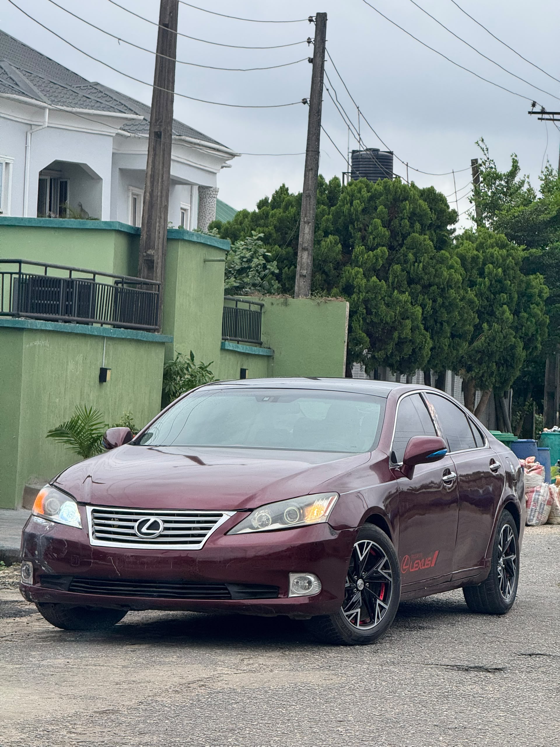 2014 Lexus ES 350, Burgundy Sedan — photo 7