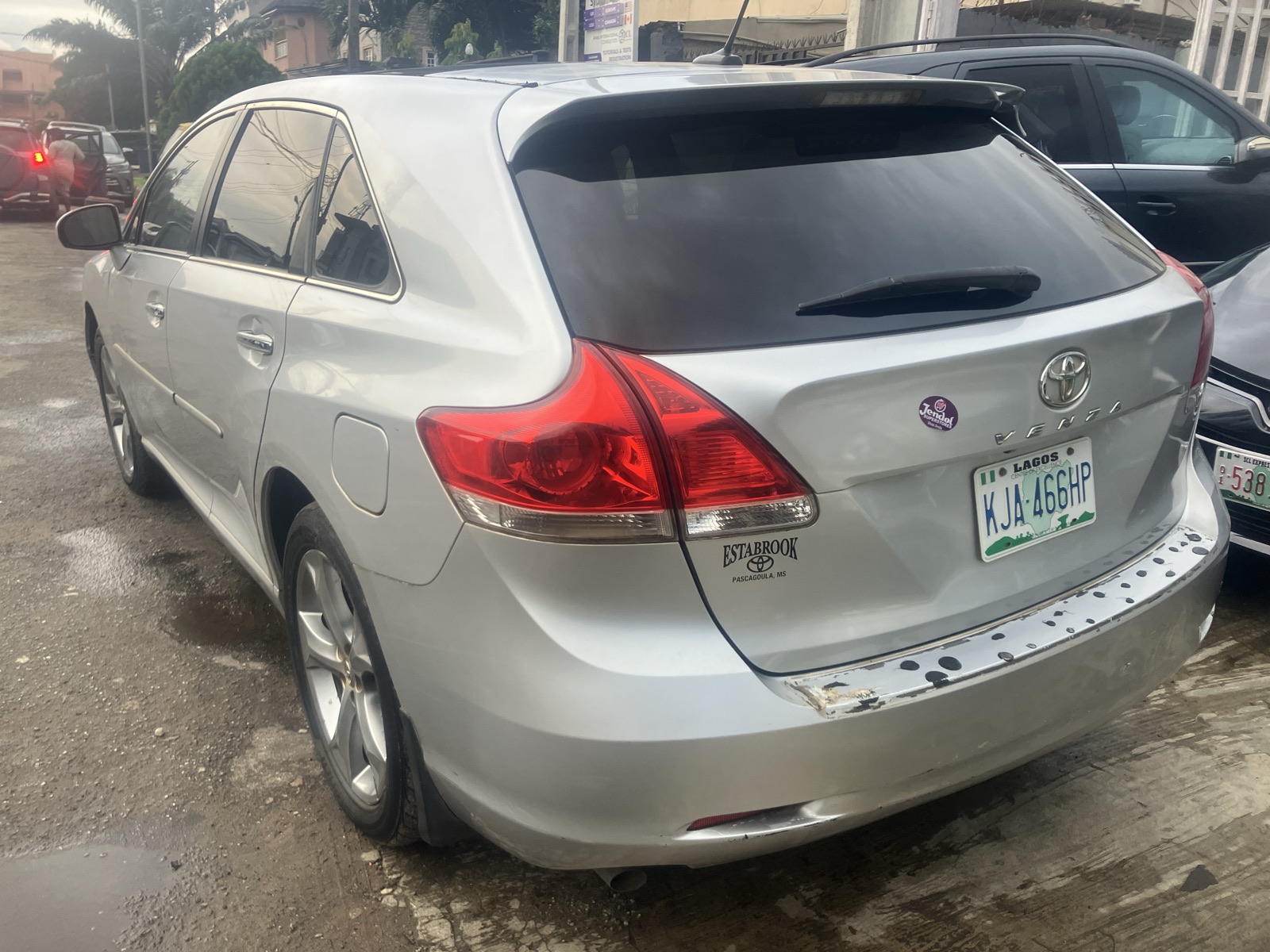 Toyota Venza 2010 model