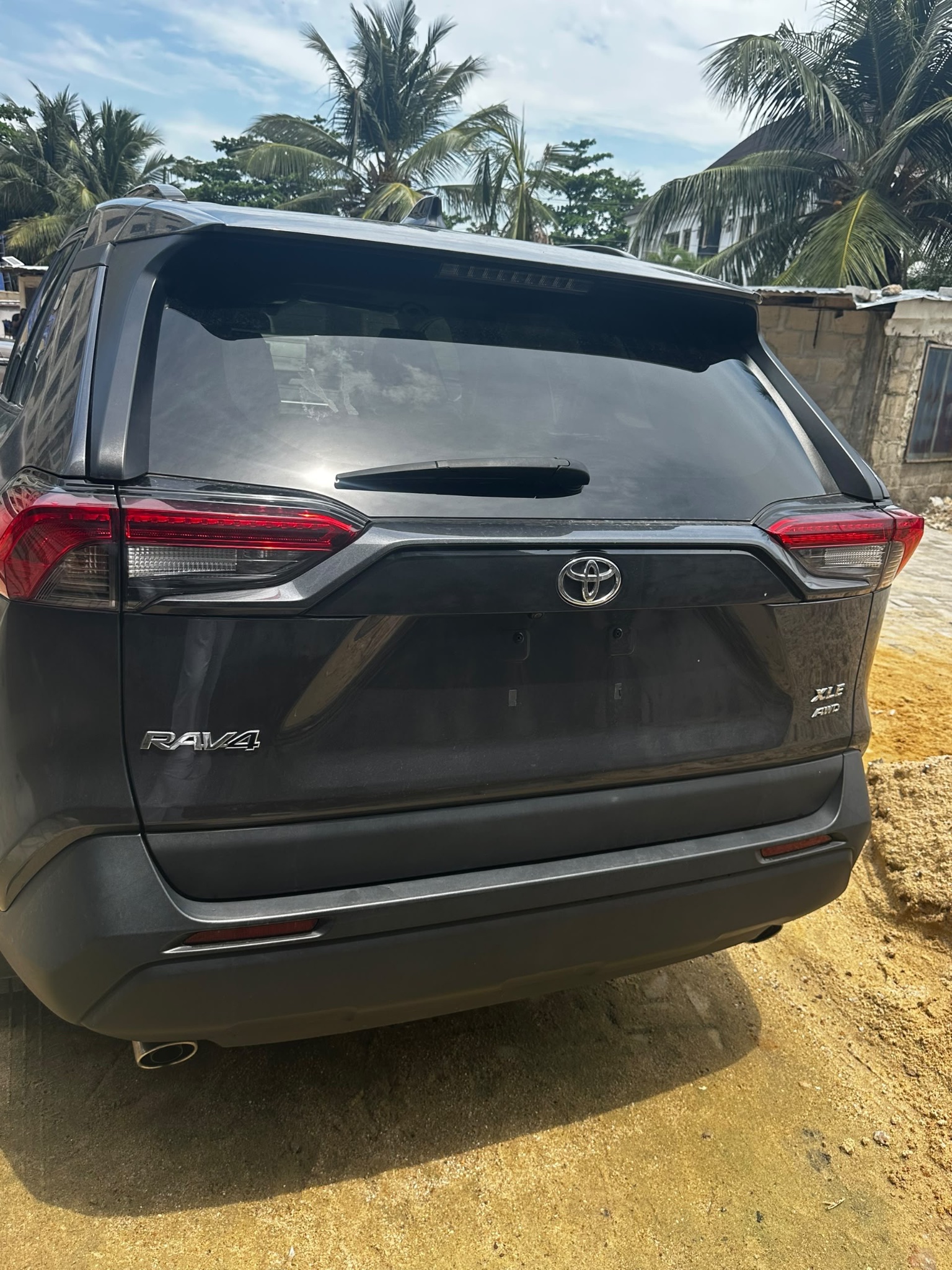Toyota RAV4 XLE 2024 SUV