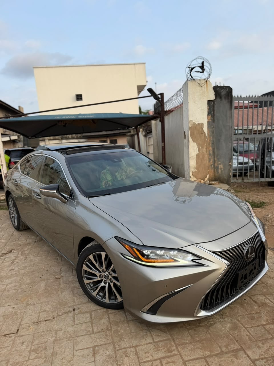 Lexus ES 350, Silver Sedan