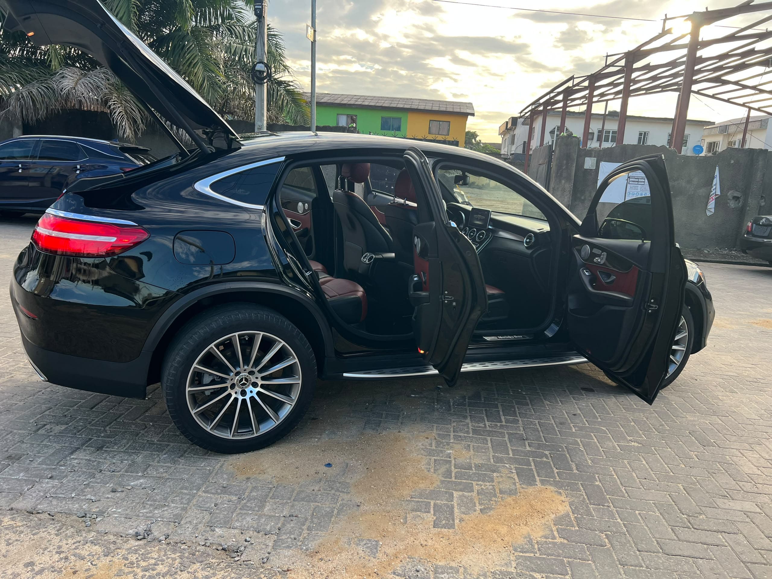 2017 GLC300 COUPE 4matic — photo 6