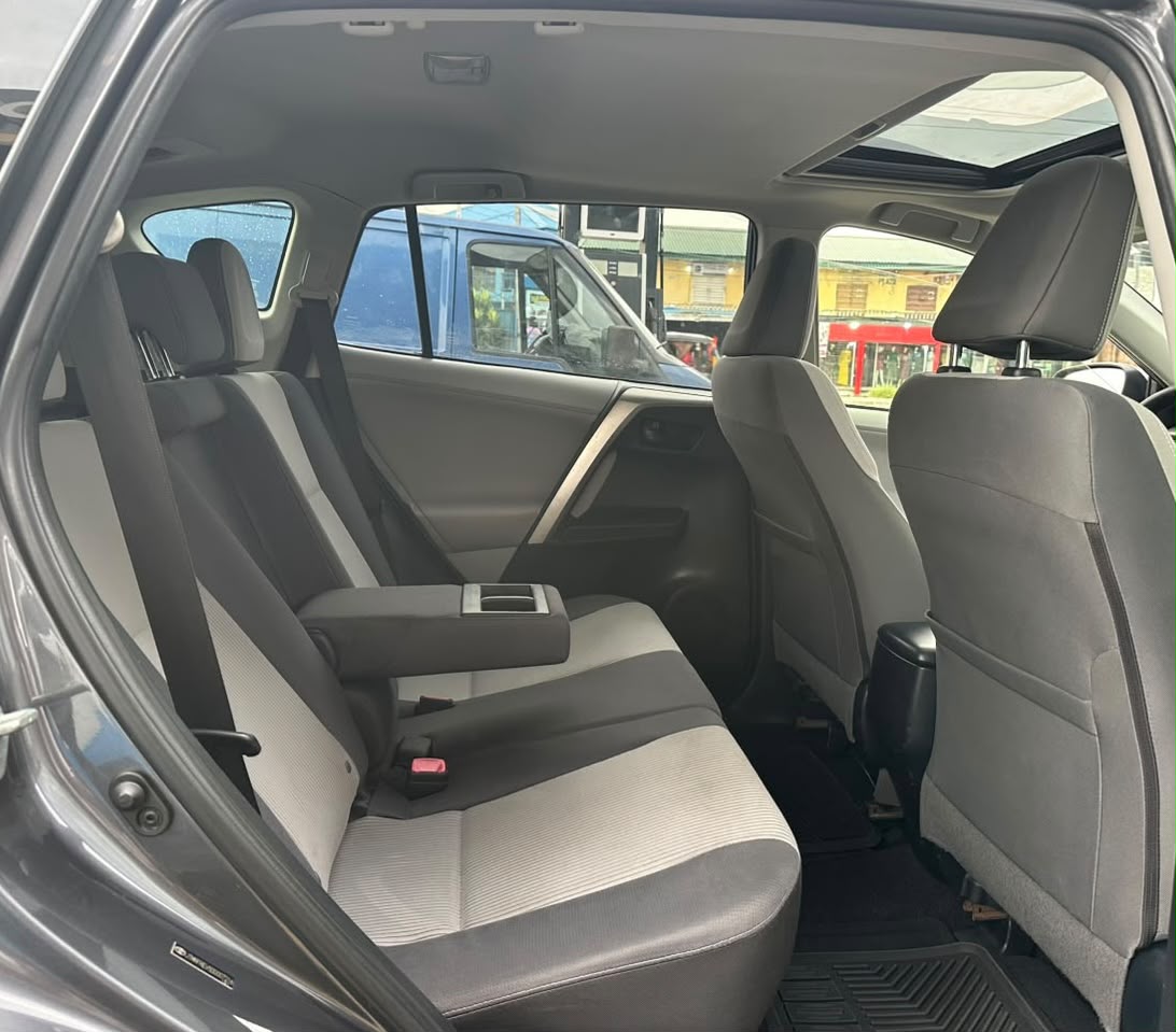 Toyota RAV4 XLE AWD, Dark Grey SUV
