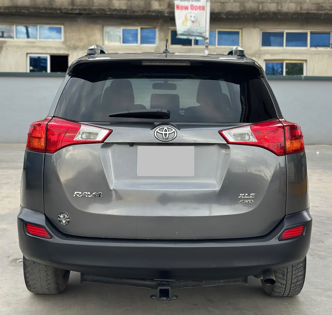 Toyota RAV4 XLE AWD, Dark Grey SUV