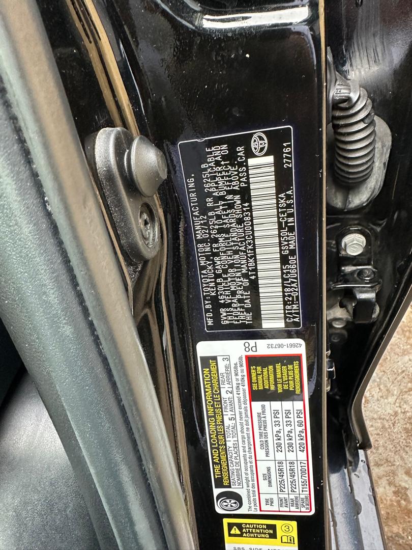Toyota Camry SE Black Sedan