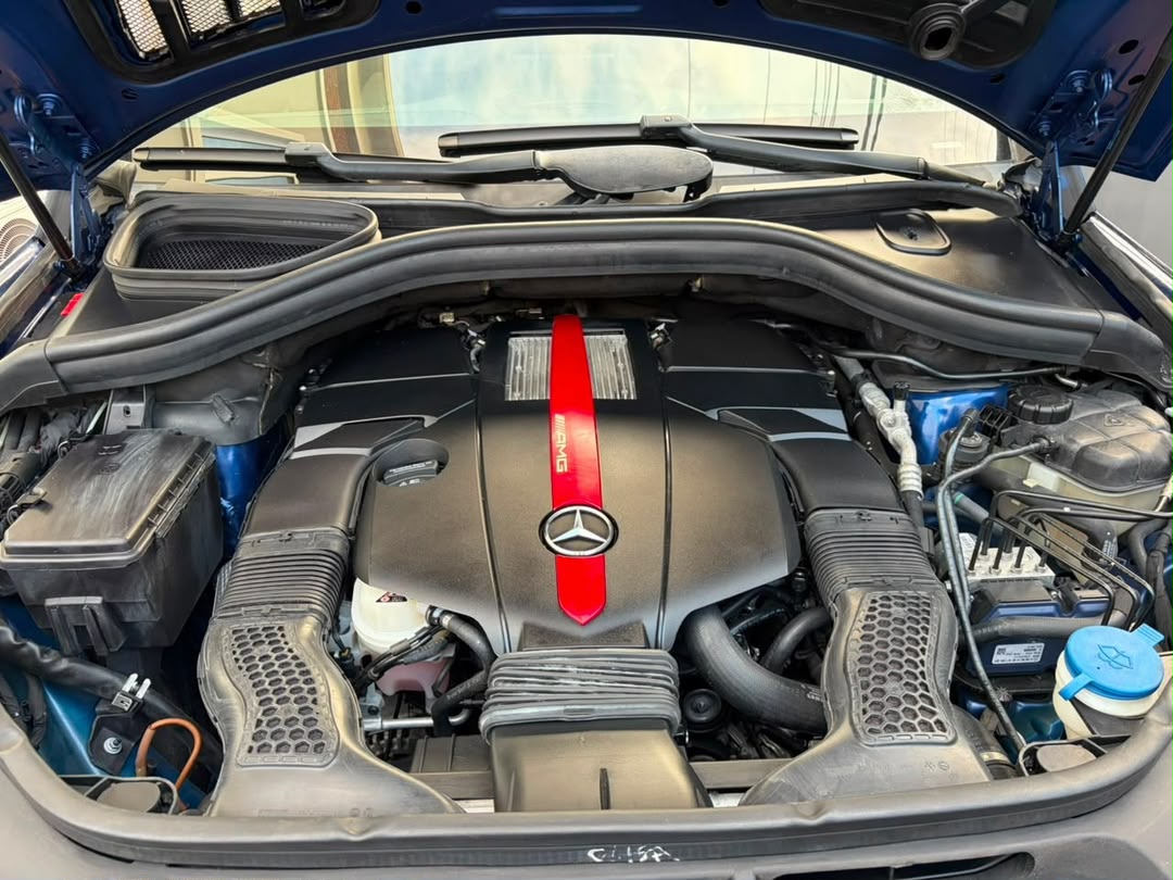 Mercedes-Benz GLE Coupe, Blue SUV for Sale — photo 10
