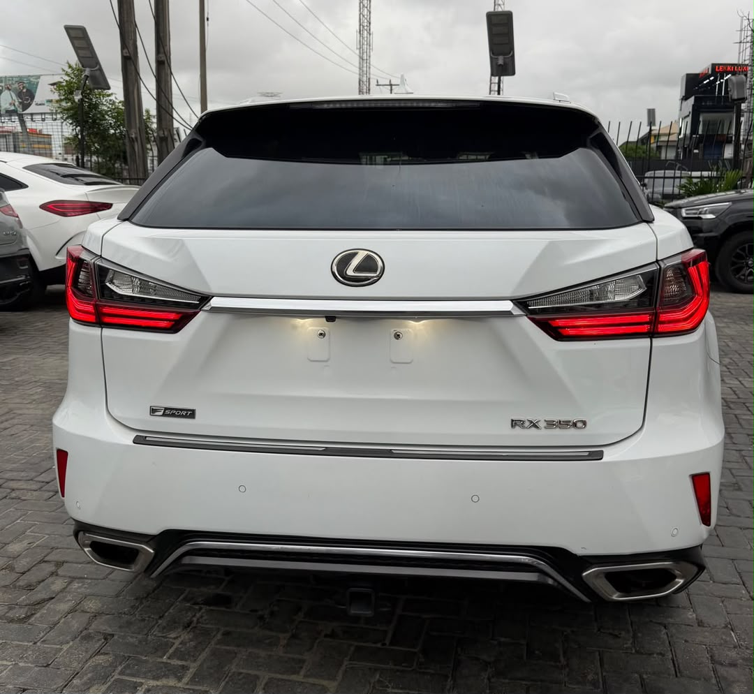 Lexus RX 350, White SUV for Sale Fsport — photo 4