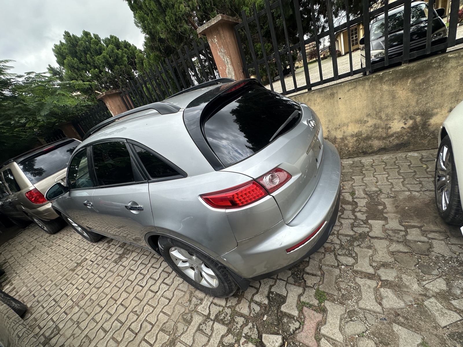 Infiniti fx35 2006