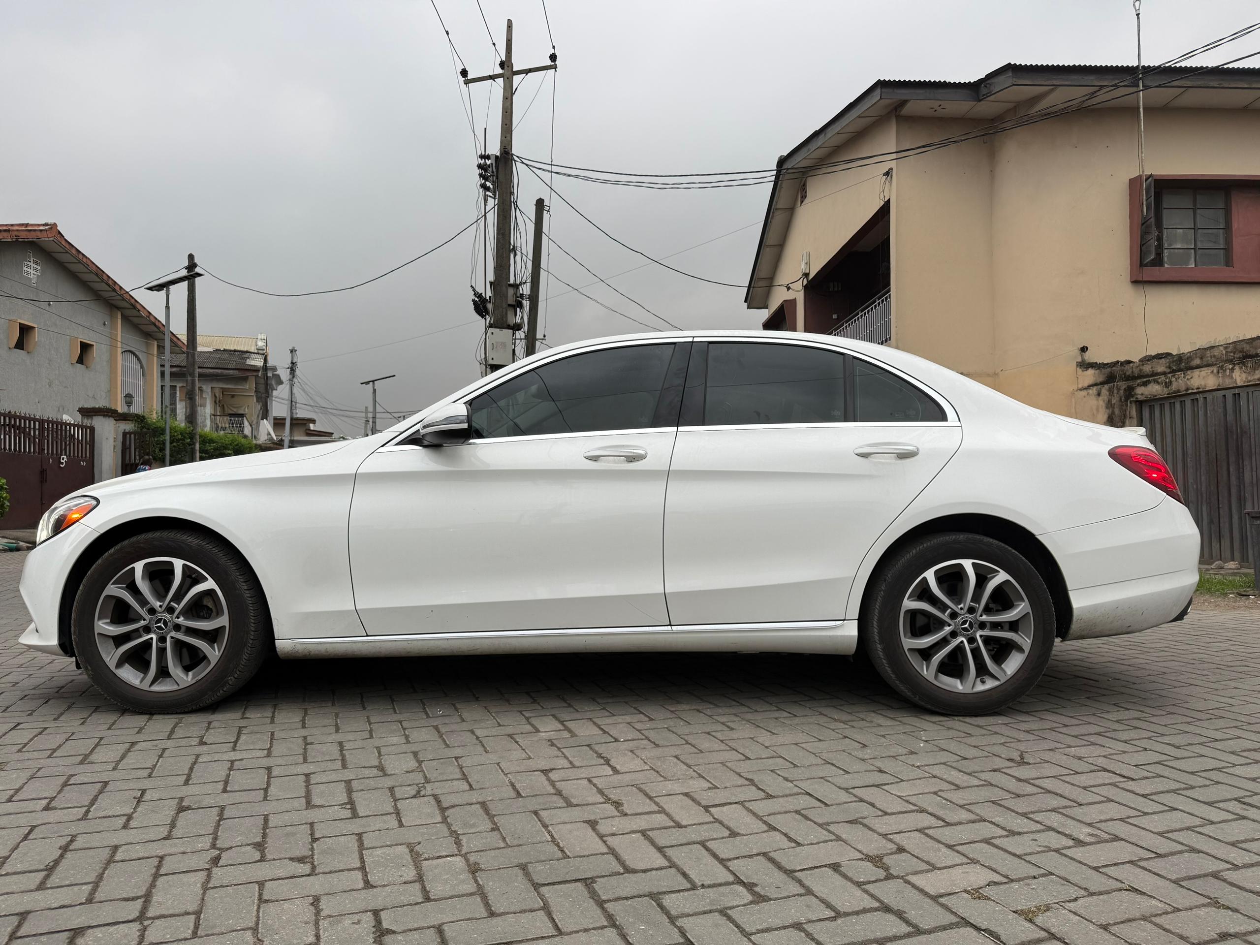 Mercedes-Benz C300 4MATIC White Sedan