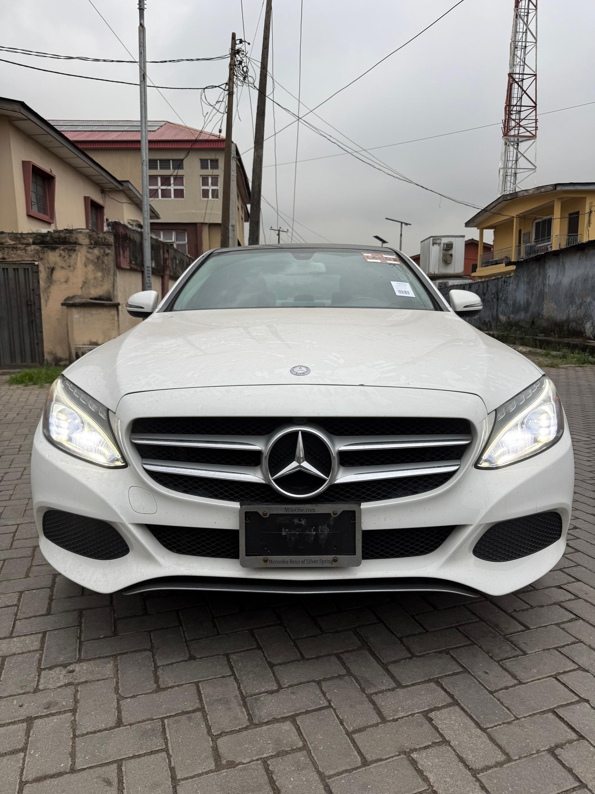 Mercedes-Benz C300 4MATIC White Sedan