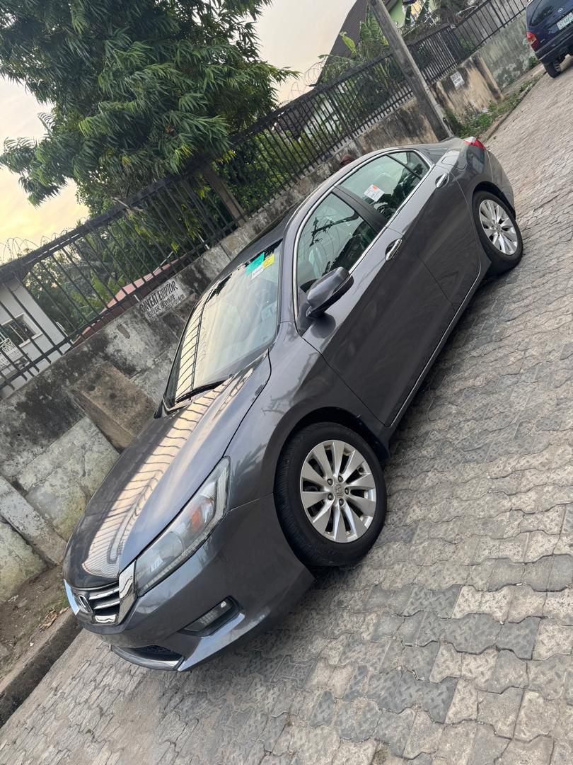 Honda Accord Sedan, Dark Grey — photo 3