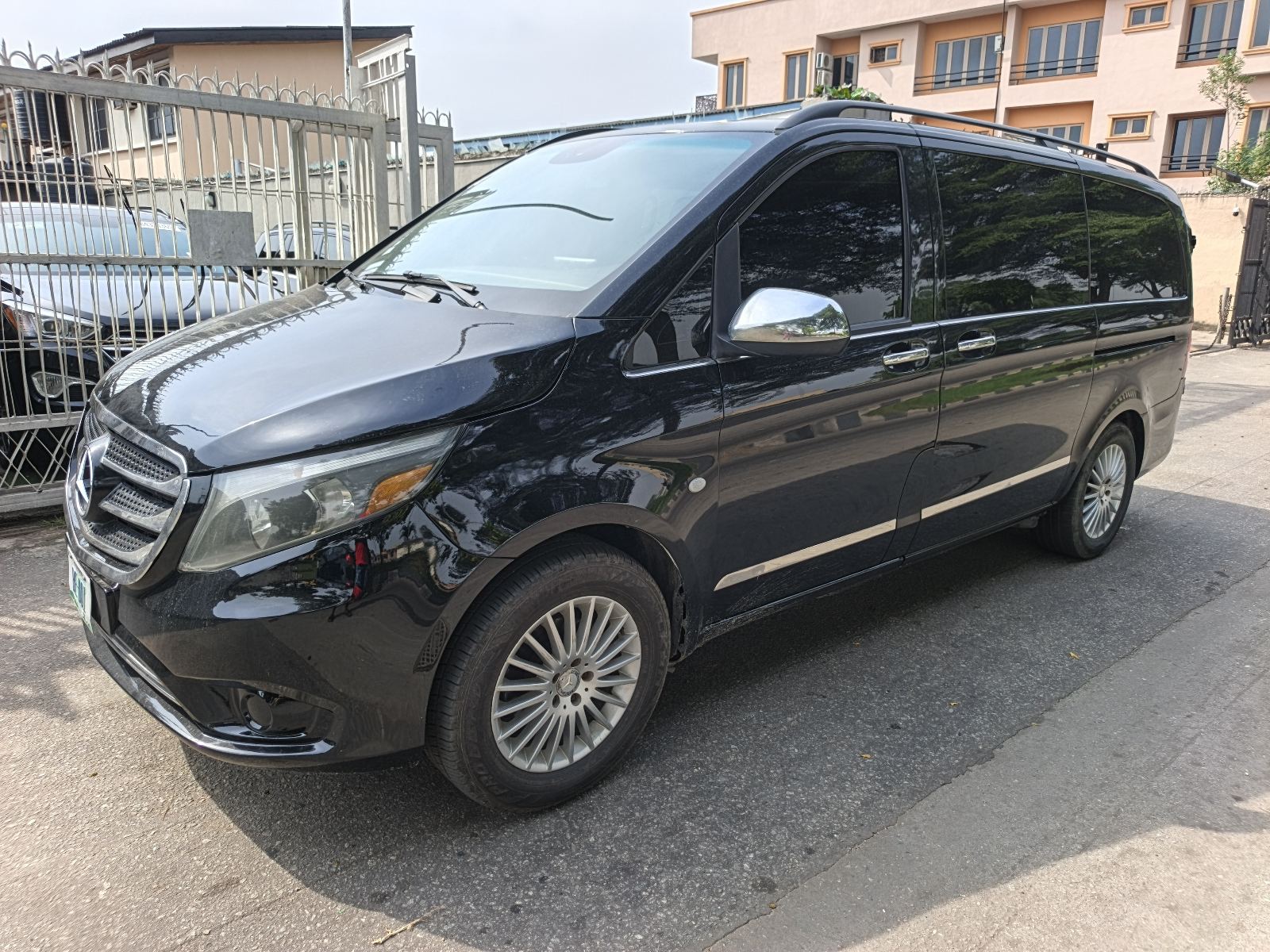 Mercedes-Benz Vito Van, Black — photo 2