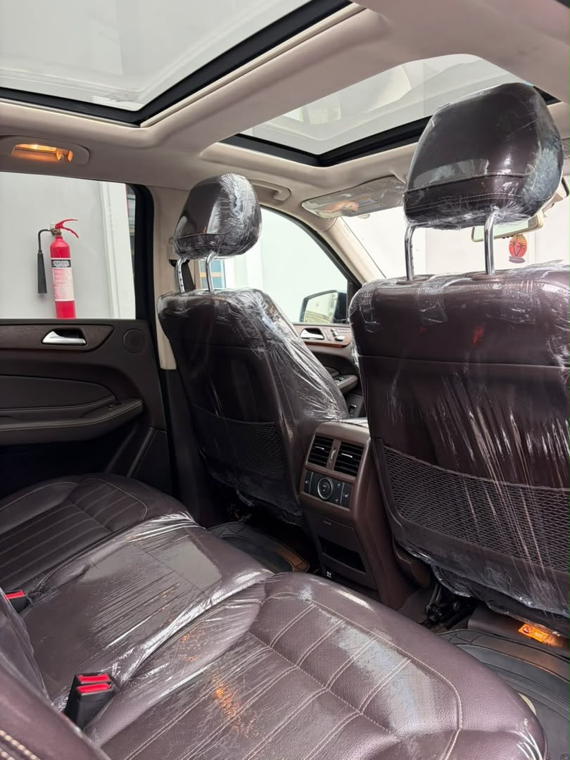 Mercedes-Benz GLE 350 4MATIC Dark Blue SUV GLE350