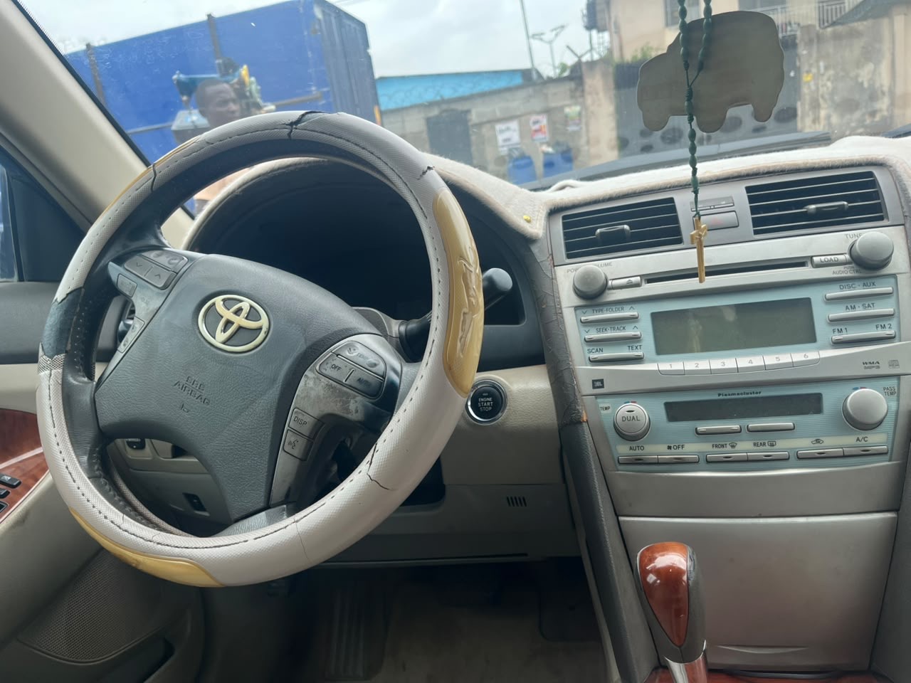 Toyota Camry XLE 2008 — photo 2