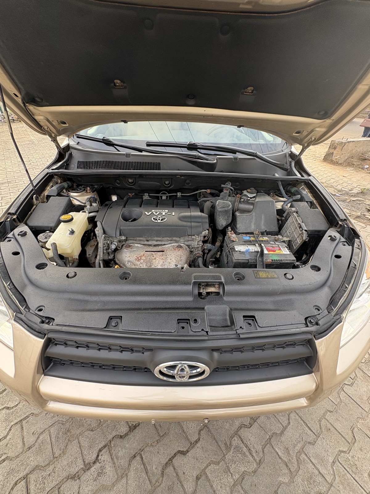 2010  accident free Toyota rav4 — photo 8