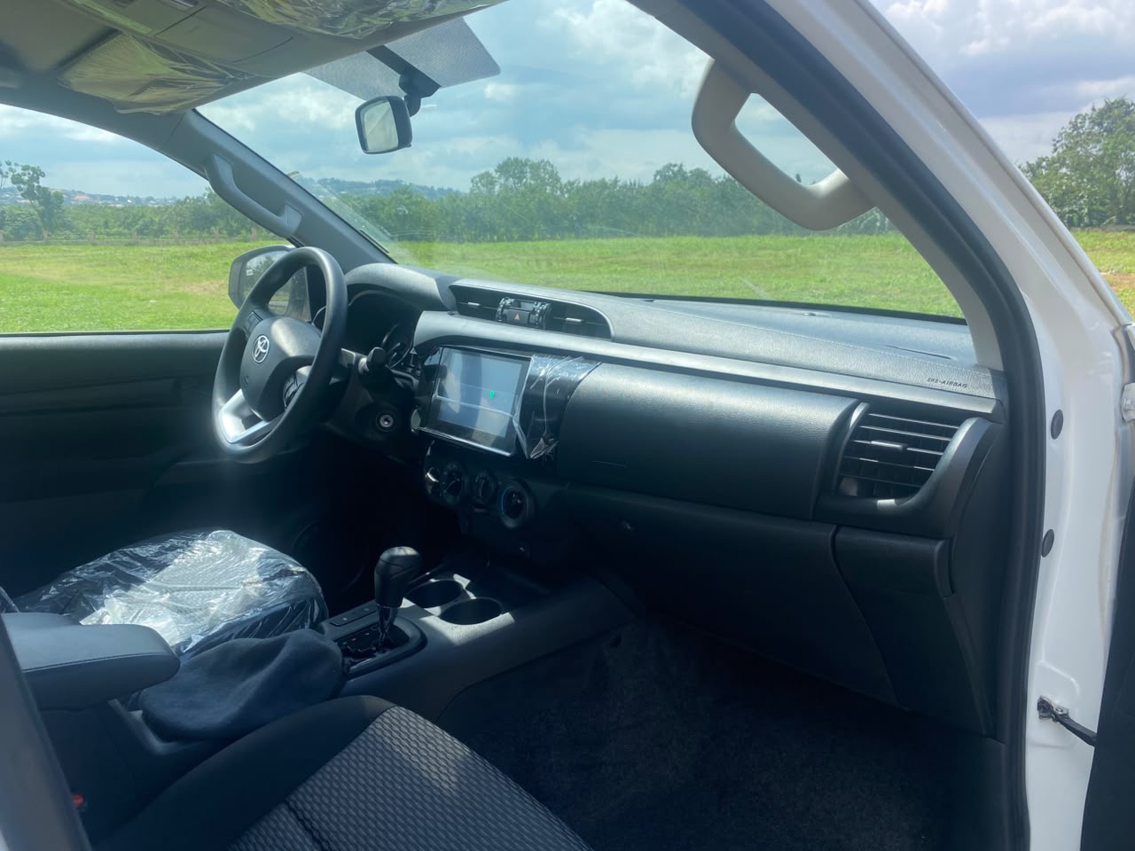 Brand new 2025 Toyota Hilux White Pickup Truck