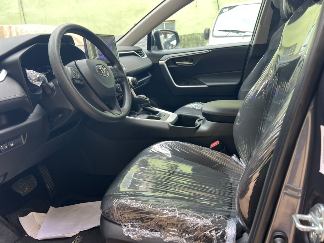 Toyota RAV4 SUV, Dark Grey
