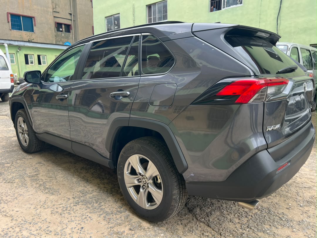 Toyota RAV4 SUV, Dark Grey