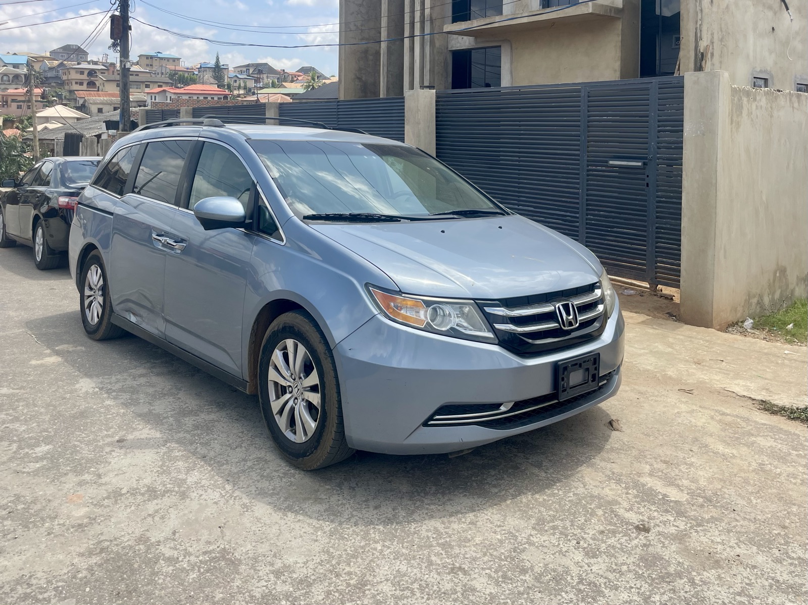 Foreign used 2014 Honda Odyssey LX