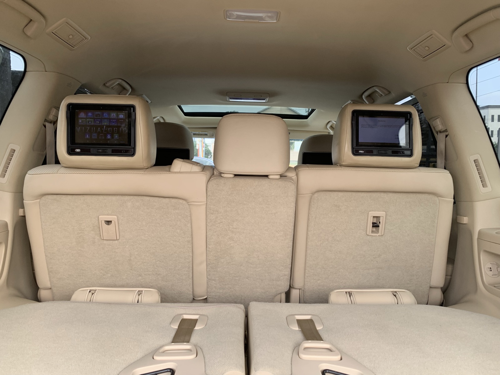 2018 Lexus LX 570 White SUV with Sunroof