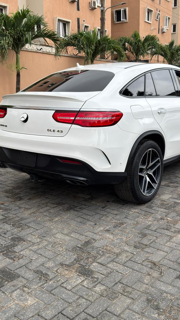 Mercedes-Benz GLE 43 White Coupe GLE-Class
