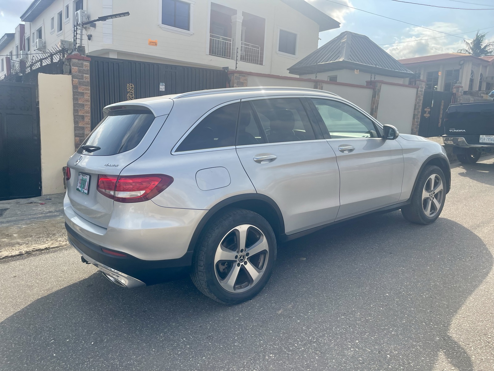 Mercedes-Benz GLC 300 Silver SUV with Panoramic Sunroof GLC300