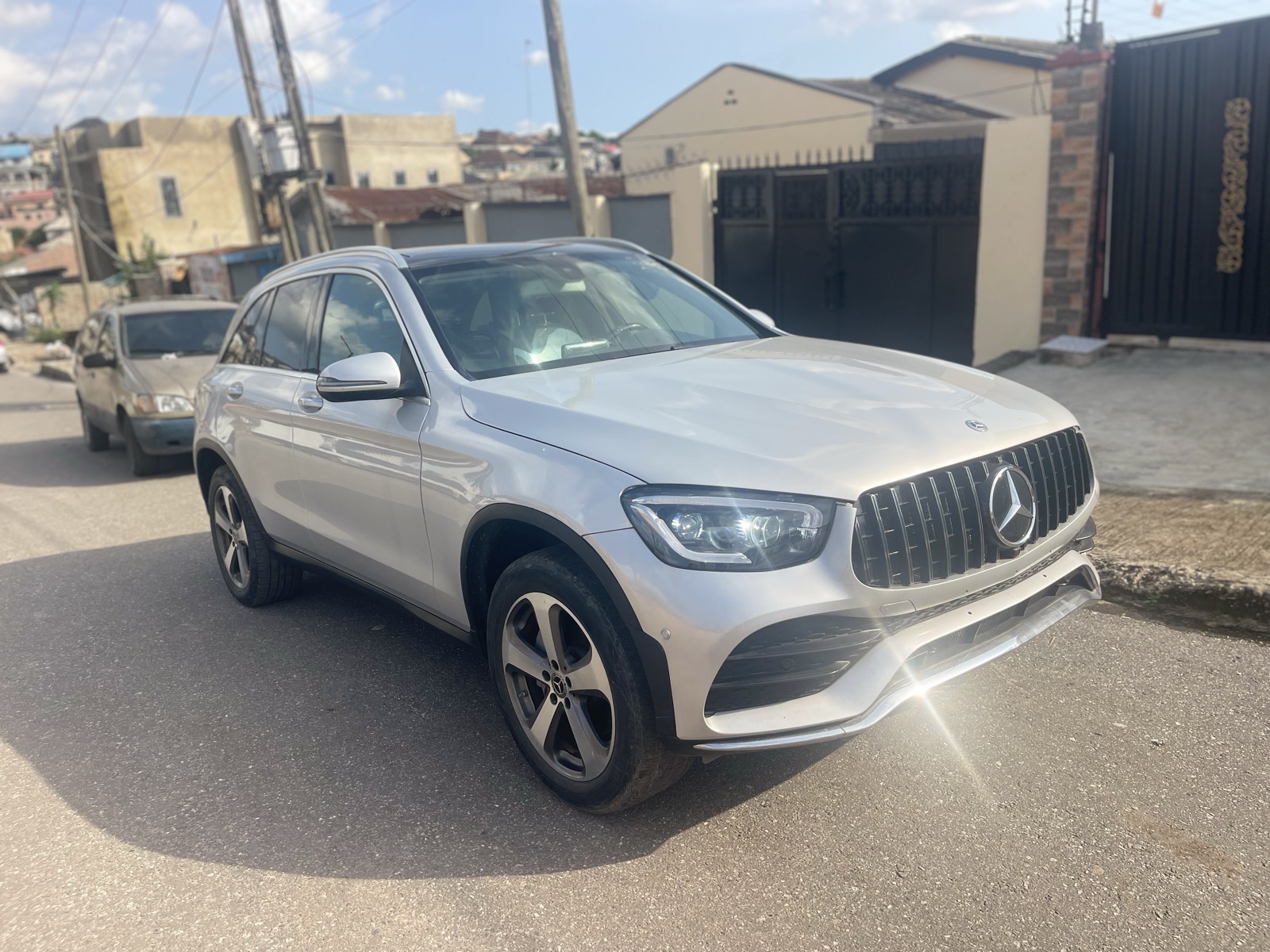 Mercedes-Benz GLC 300 Silver SUV with Panoramic Sunroof GLC300