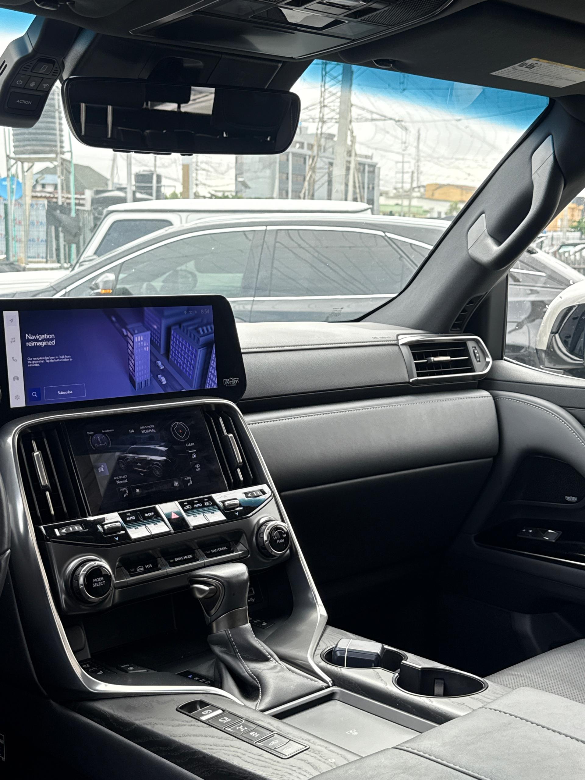 Lexus LX 500, Silver SUV for Sale