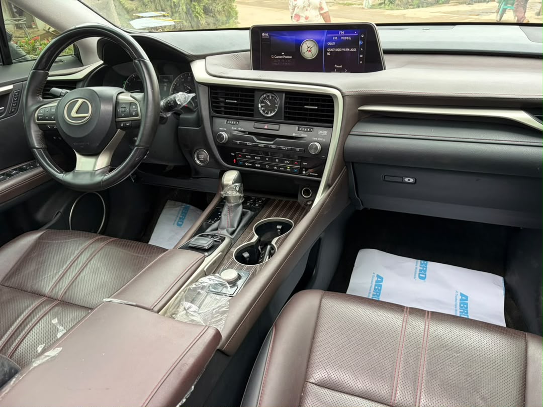 Lexus RX 350, Black SUV for Sale — photo 10