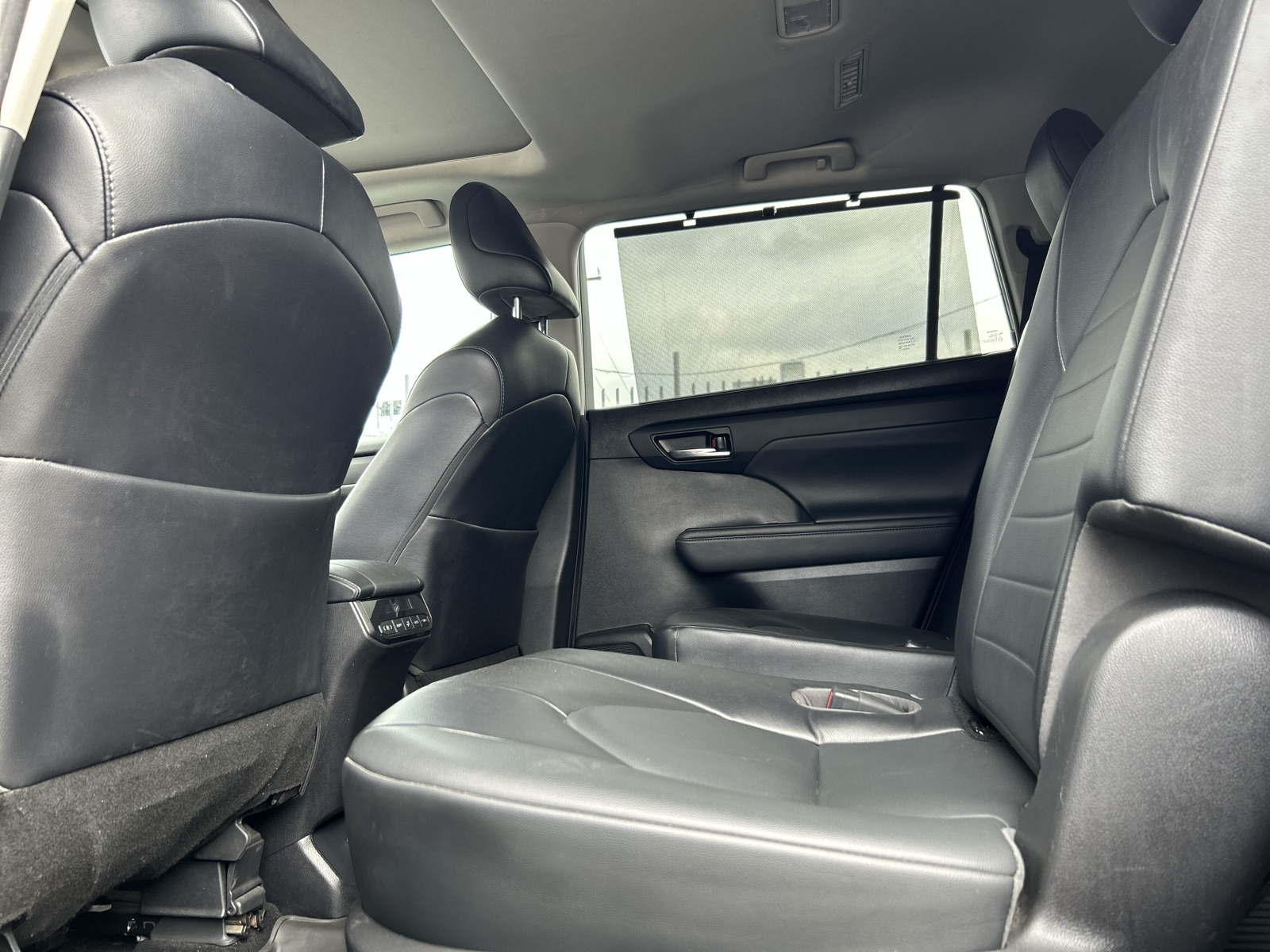 2021 Toyota Highlander XLE, Dark Grey SUV
