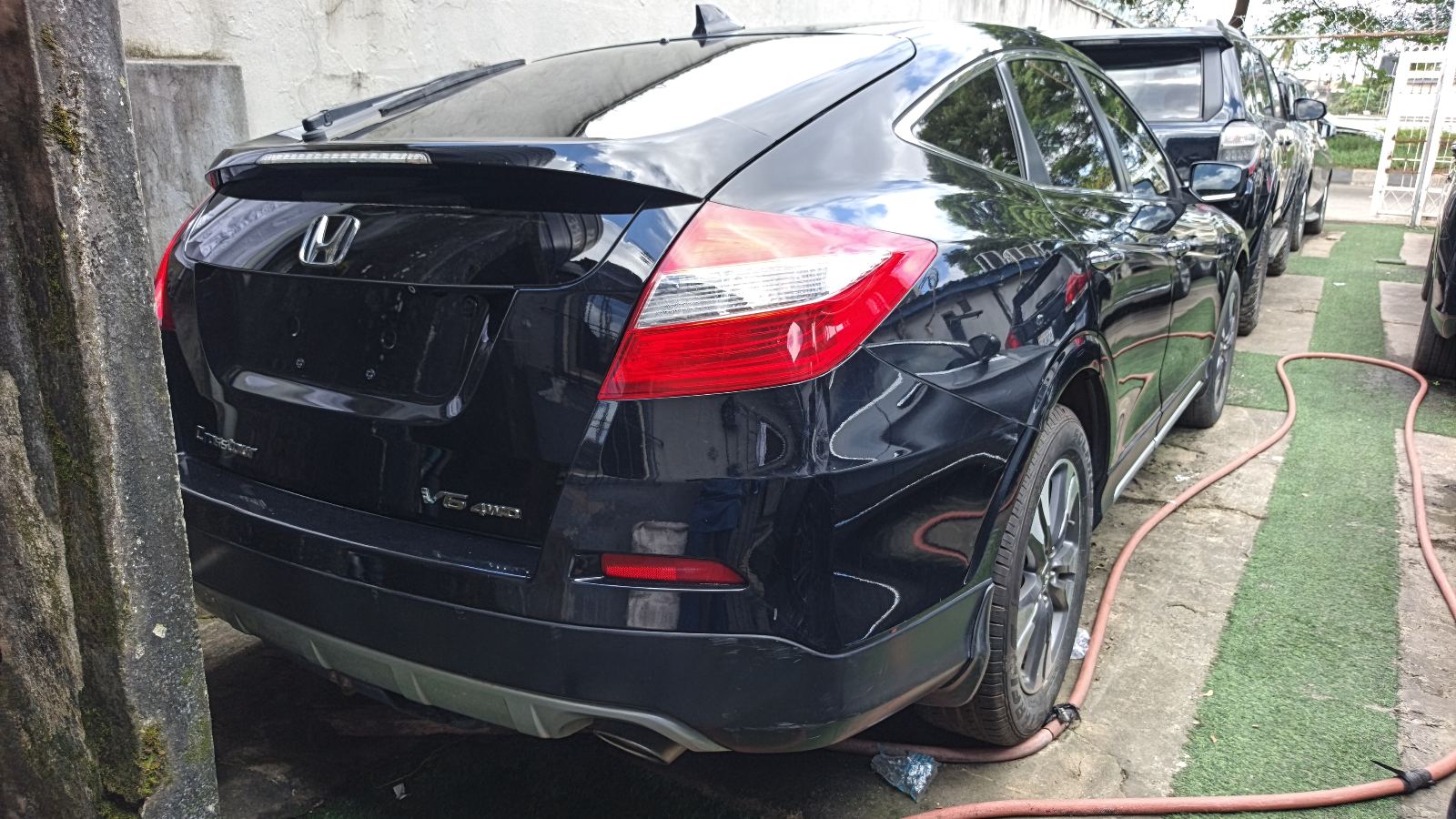 Honda Crosstourer V6 4WD, Black SUV for Sale — photo 3