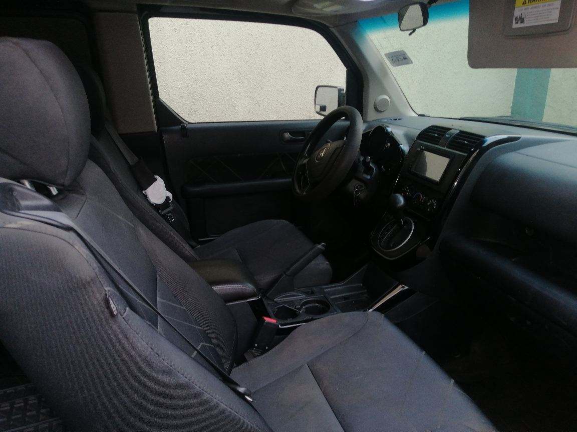 2010 Honda Element SC Black SUV — photo 2